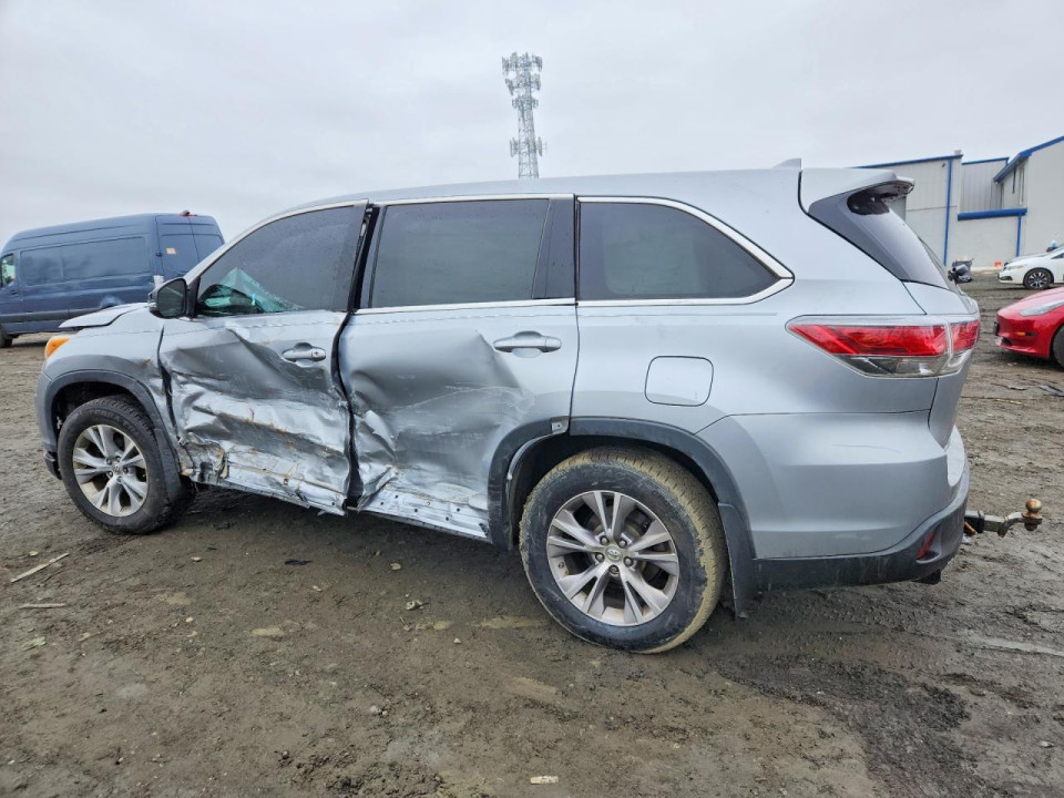 Toyota HIGHLANDER 2015 — Copart
