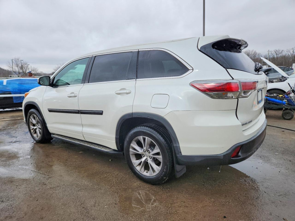 Toyota HIGHLANDER 2015 — Copart