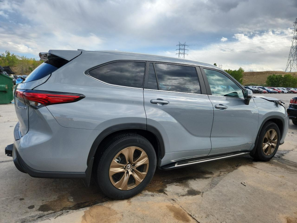 Toyota HIGHLANDER 2023 — Copart