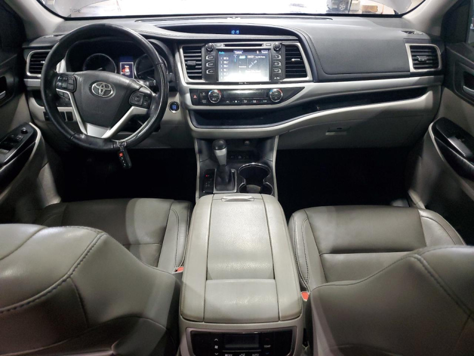 Toyota HIGHLANDER 2015 — Copart