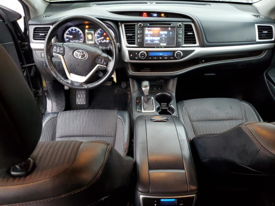 Toyota HIGHLANDER 2017 — Copart
