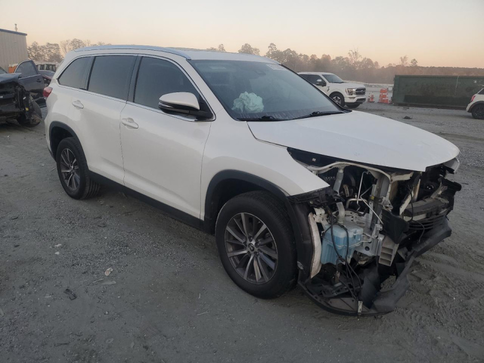 Toyota HIGHLANDER 2019 — Copart