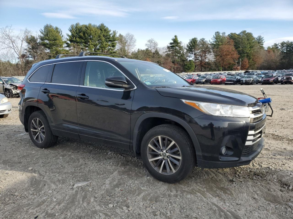 Toyota HIGHLANDER 2017 — Copart