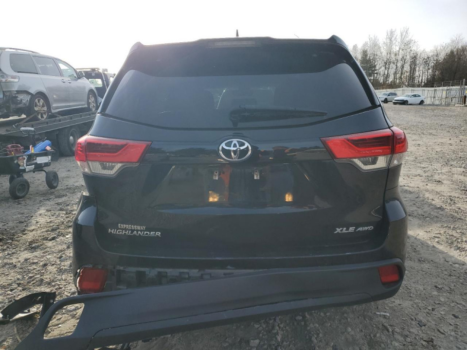 Toyota HIGHLANDER 2017 — Copart