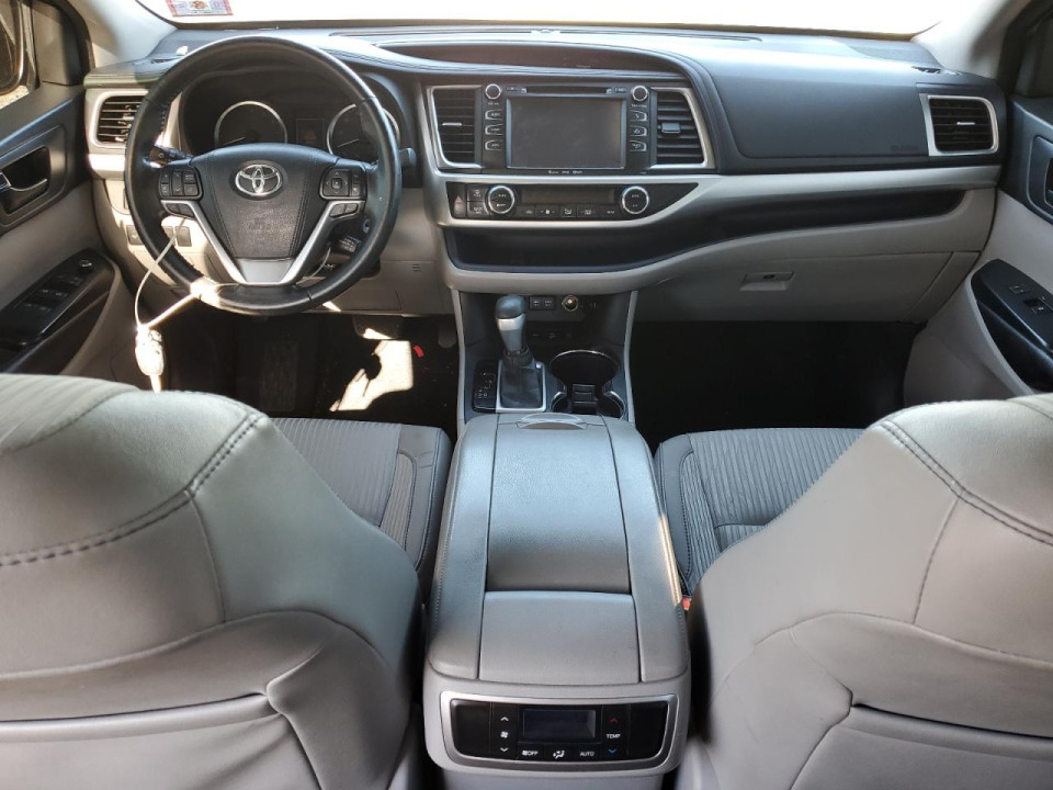 Toyota HIGHLANDER 2017 — Copart