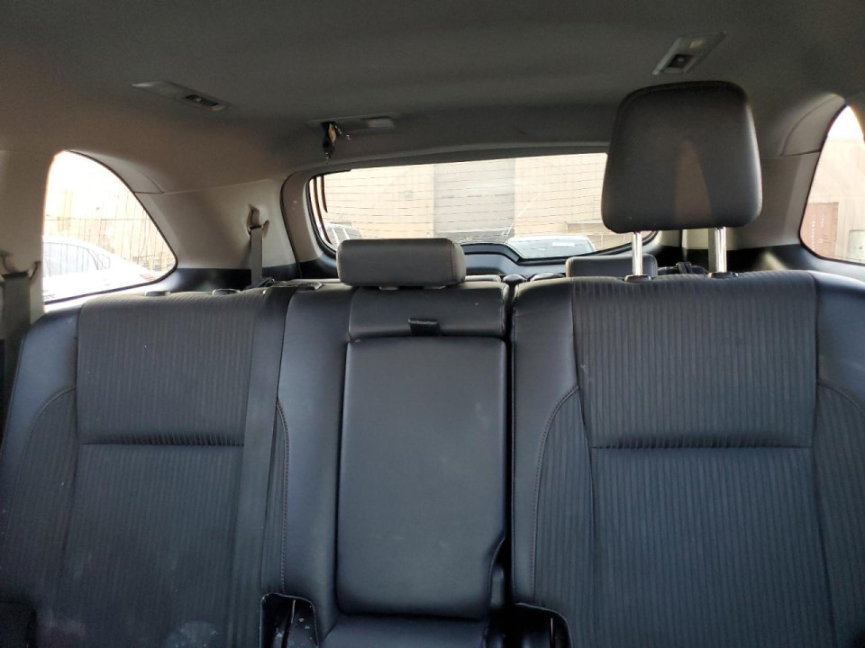 Toyota HIGHLANDER 2015 — Copart