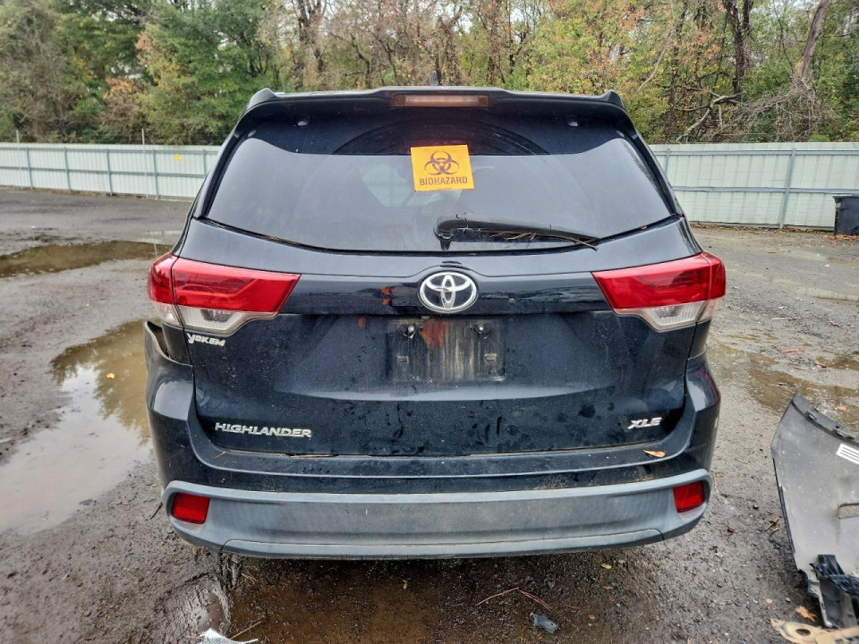 Toyota HIGHLANDER 2017 — Copart