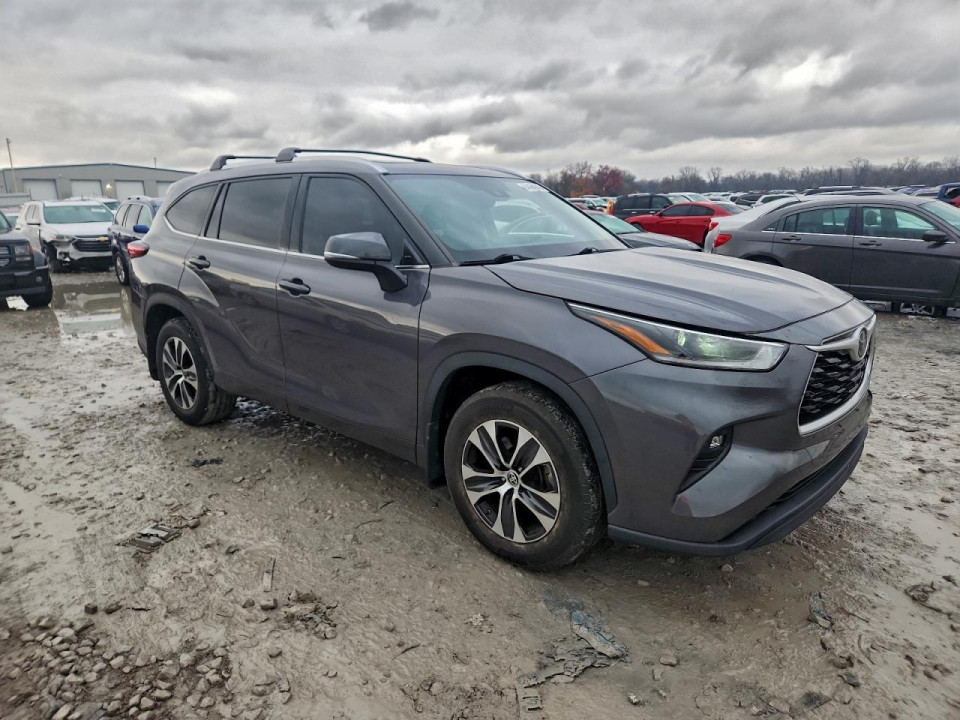 Toyota HIGHLANDER 2021 — Copart
