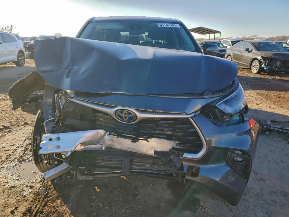 Toyota HIGHLANDER 2023 — Copart