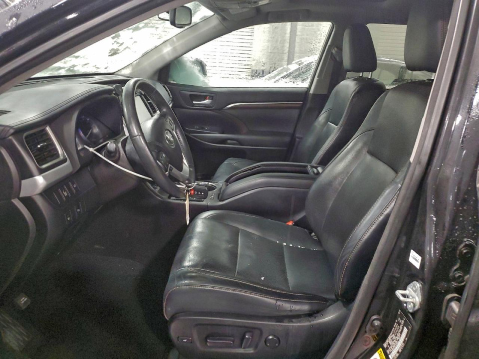 Toyota HIGHLANDER 2015 — Copart