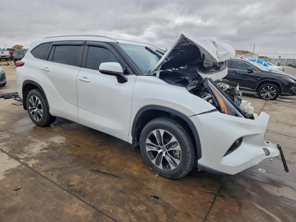 Toyota HIGHLANDER 2023 — Copart