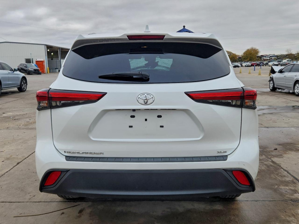 Toyota HIGHLANDER 2023 — Copart
