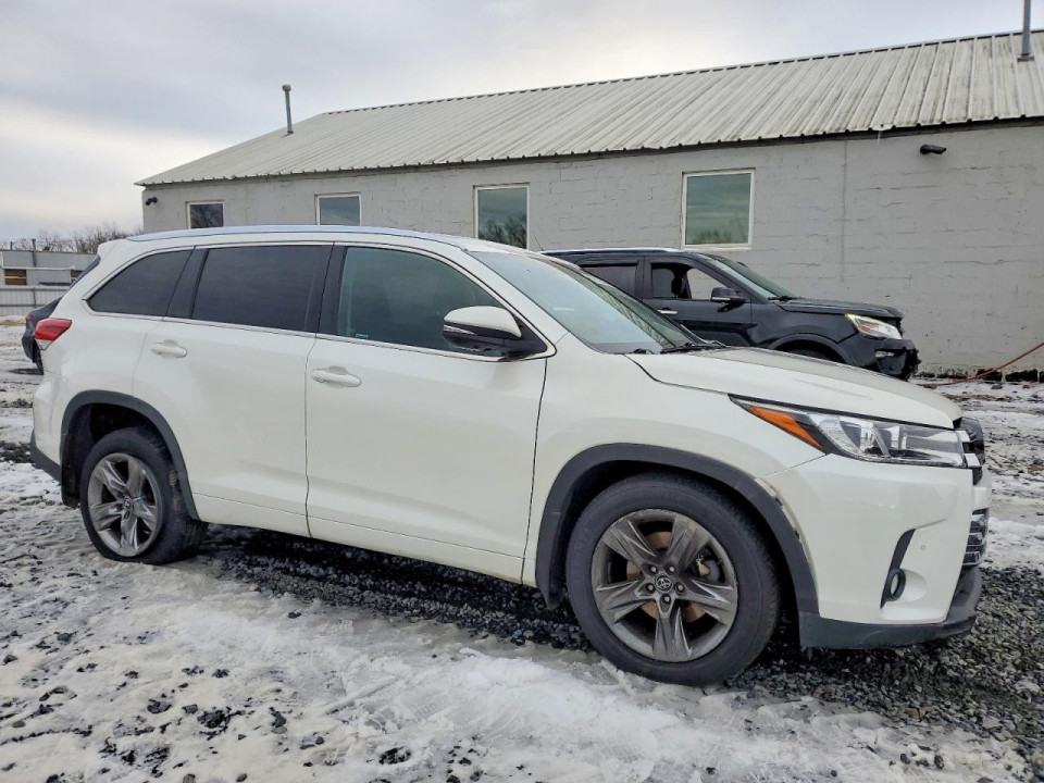 Toyota HIGHLANDER 2018 — Copart