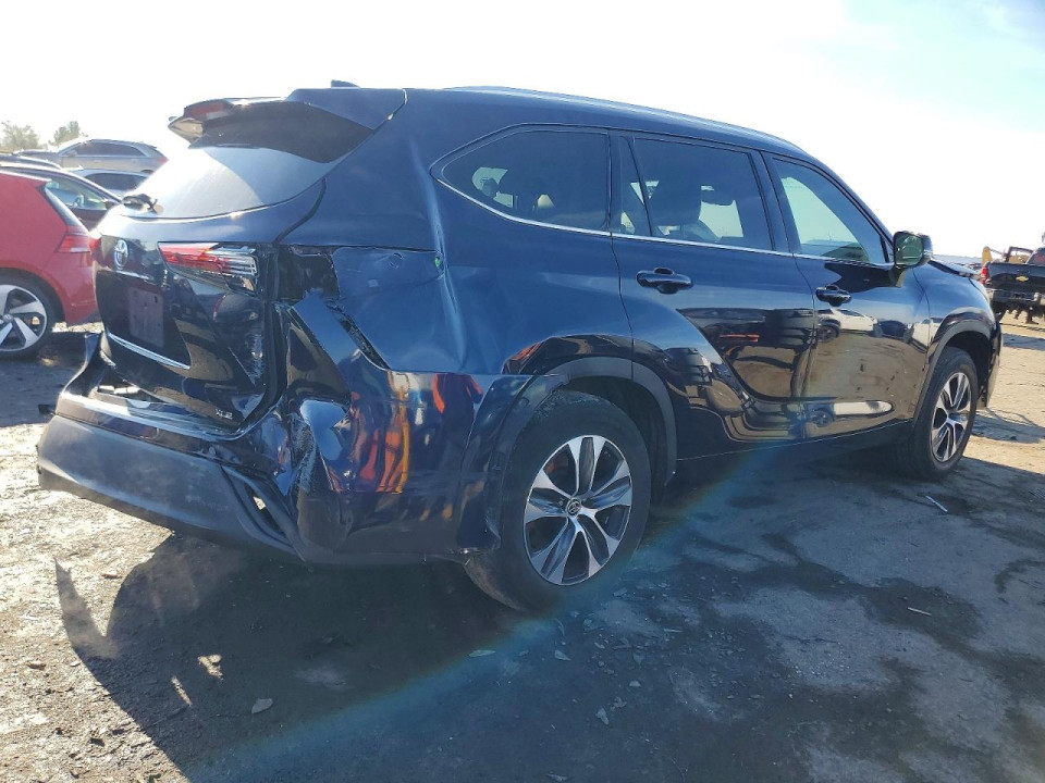 Toyota HIGHLANDER 2021 — Copart