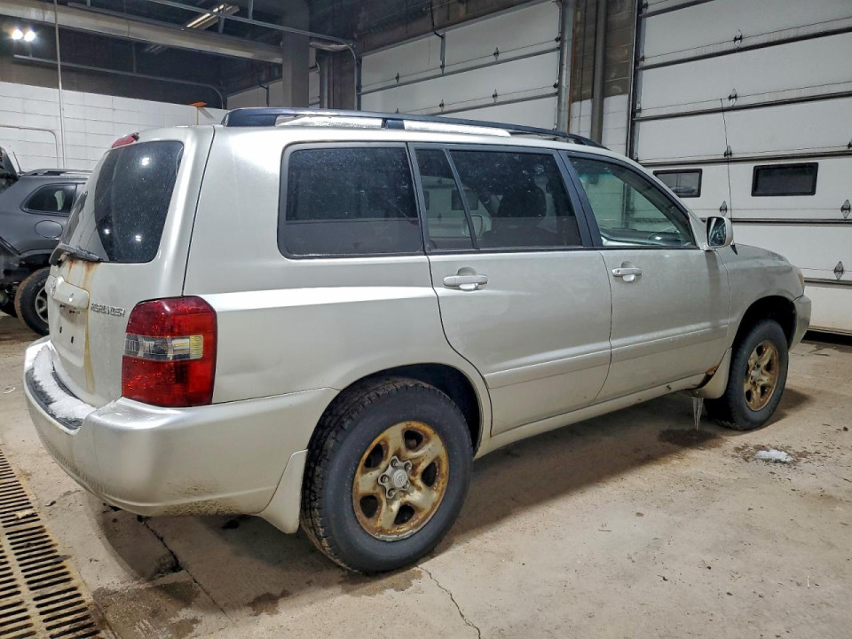 Toyota HIGHLANDER 2005 — Copart