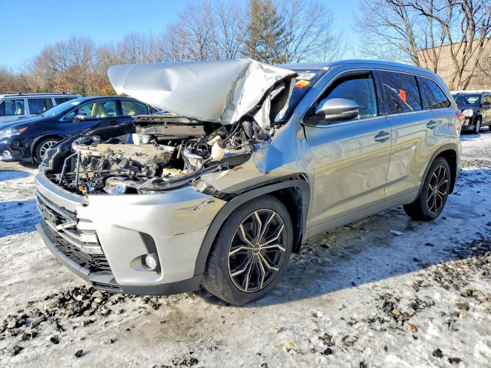 Toyota HIGHLANDER 2018 — Copart