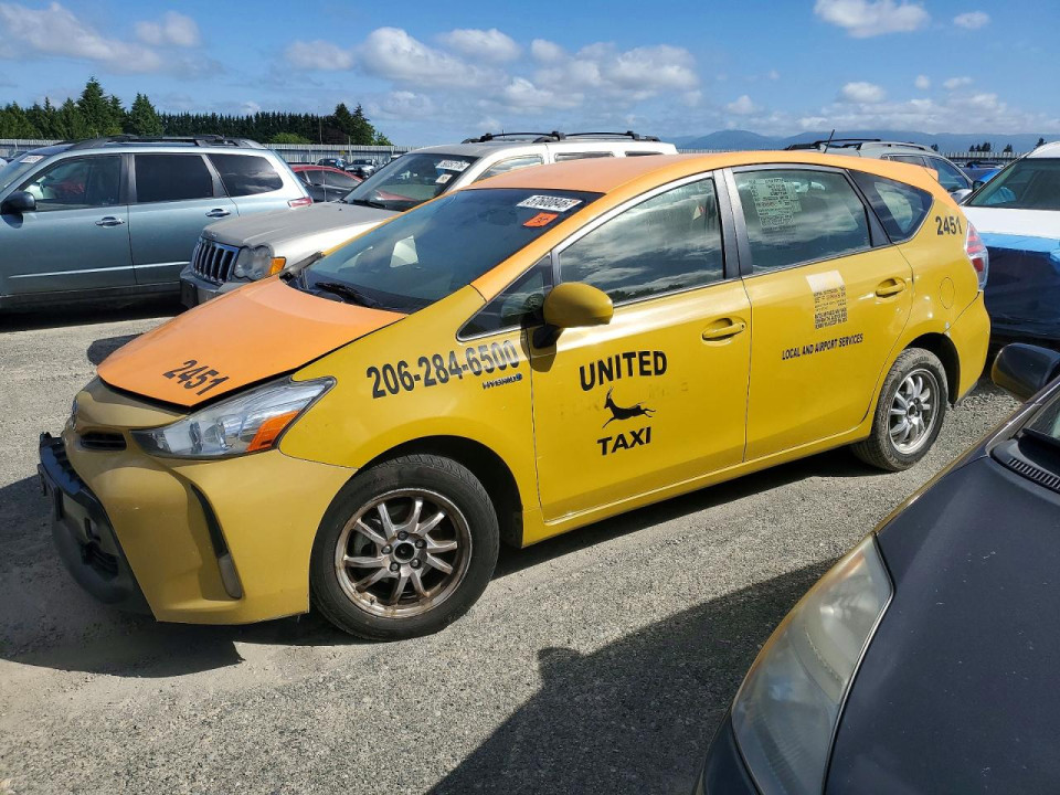 Toyota PRIUS V THREE 2017 — Copart