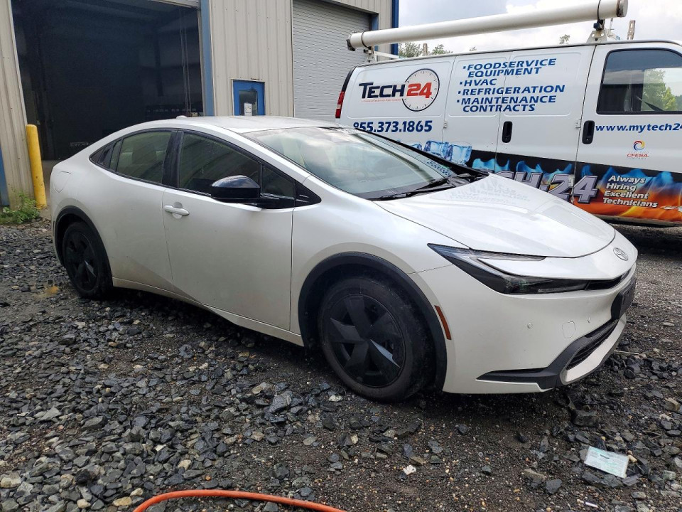 Toyota PRIUS 2023 — Copart