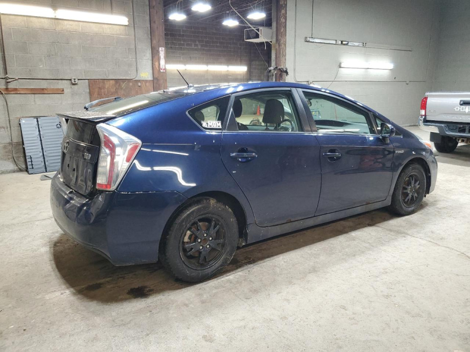 Toyota PRIUS 2015 — Copart