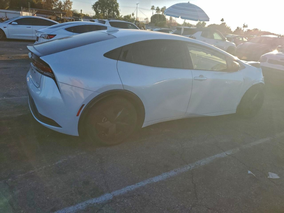 Toyota PRIUS 2023 — Copart
