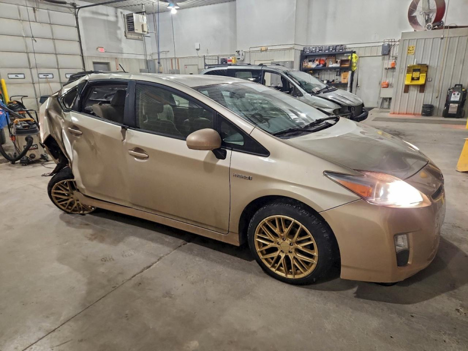 Toyota PRIUS 2011 — Copart