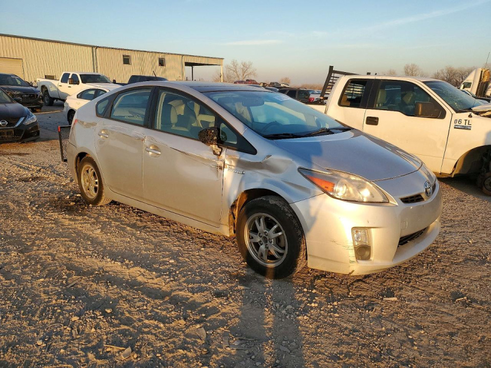 Toyota PRIUS 2011 — Copart