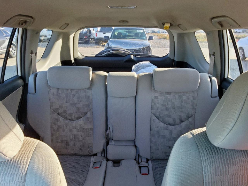 Toyota RAV4 BASE 2010 — Copart