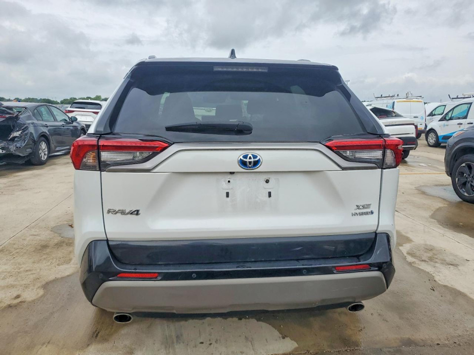 Toyota RAV4 2024 — Copart