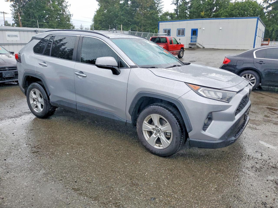 Toyota RAV4 2021 — Copart