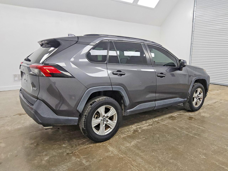 Toyota RAV4 2019 — Copart