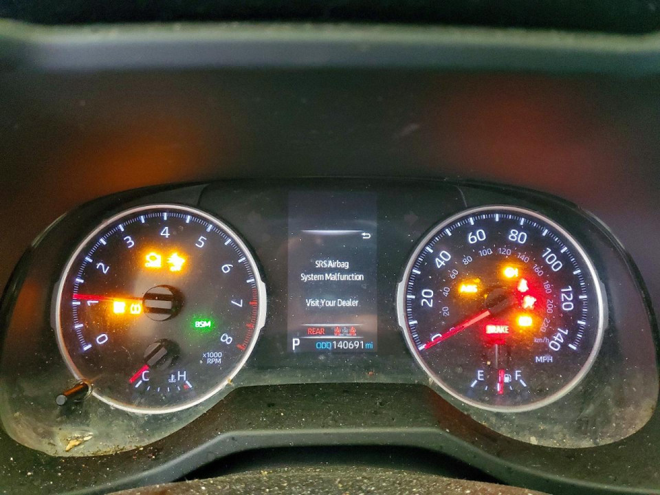 Toyota RAV4 2019 — Copart