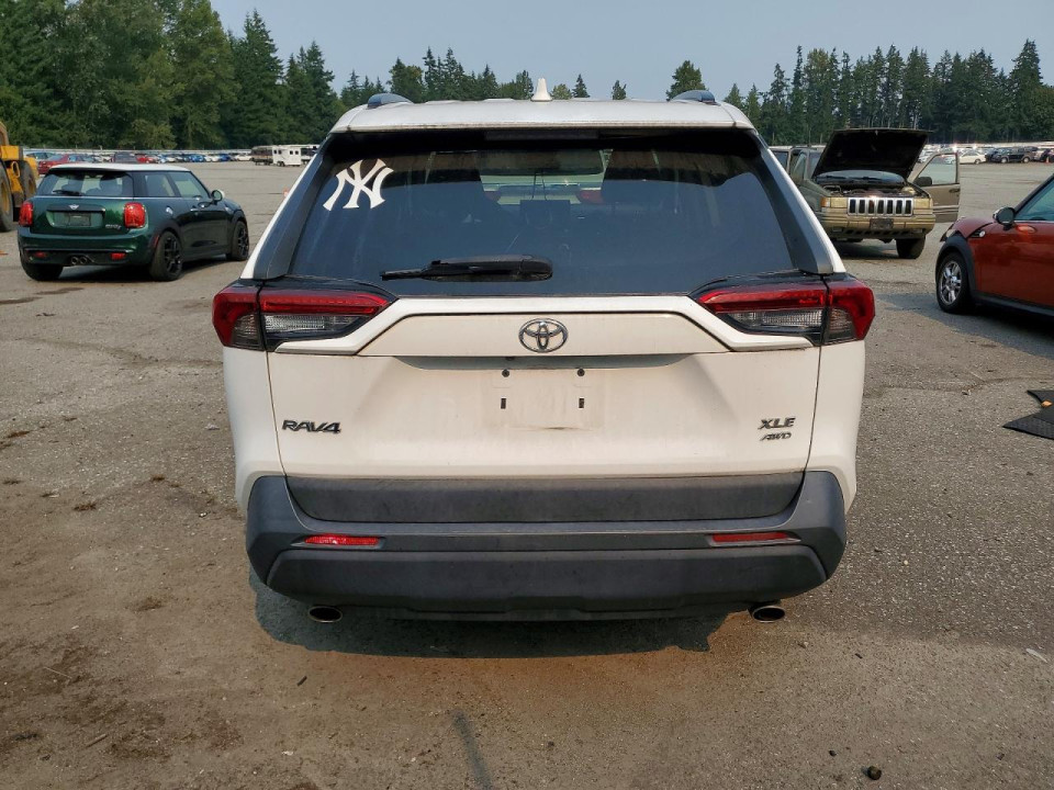 Toyota RAV4 2019 — Copart