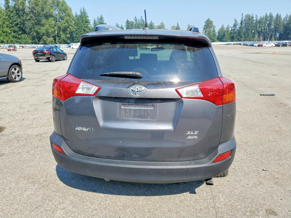 Toyota RAV4 2015 — Copart
