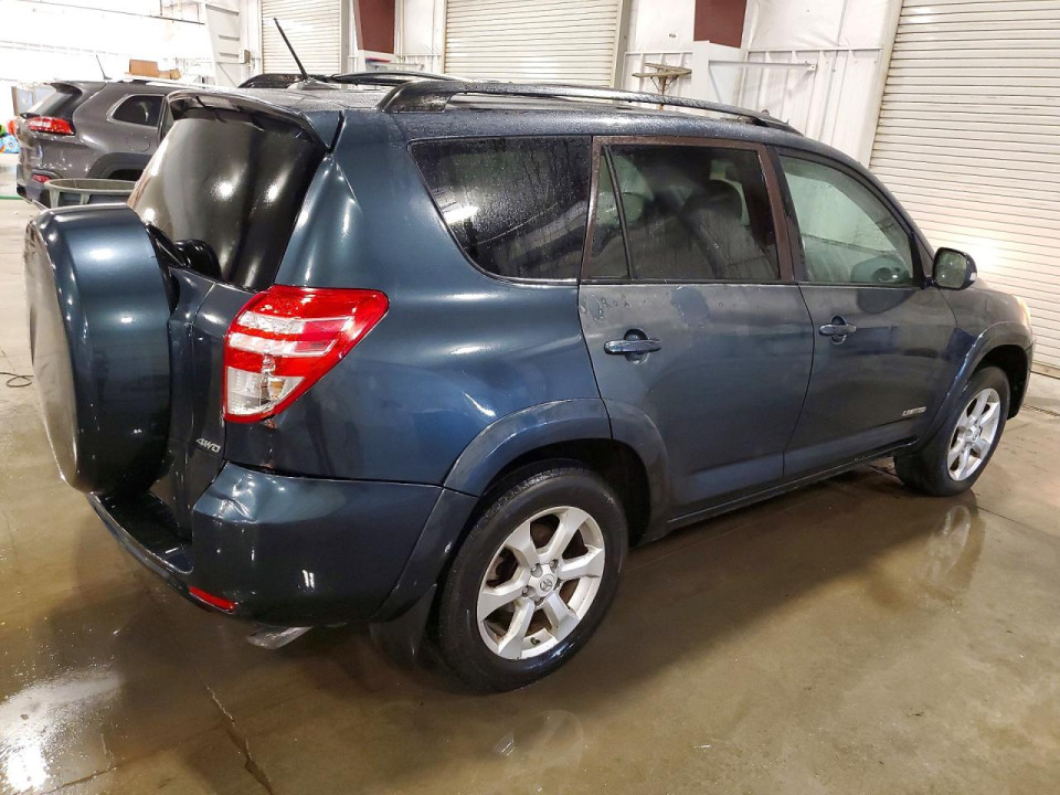 Toyota RAV4 2011 — Copart