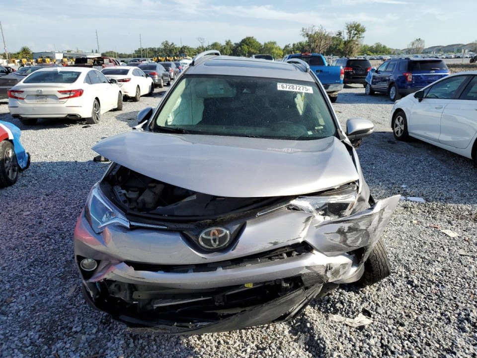 Toyota RAV4 2017 — Copart