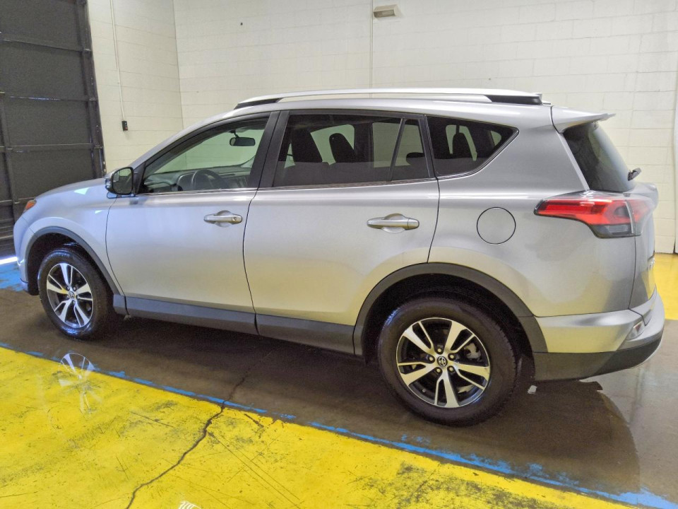 Toyota RAV4 2016 — Copart