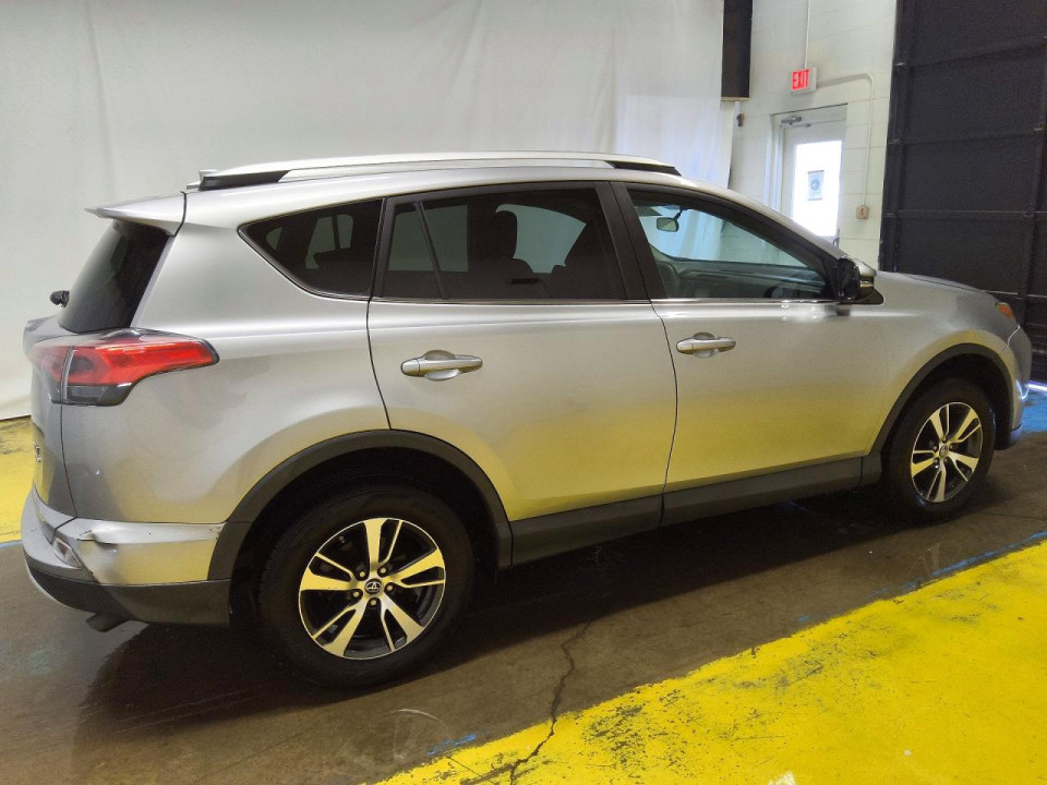 Toyota RAV4 2016 — Copart
