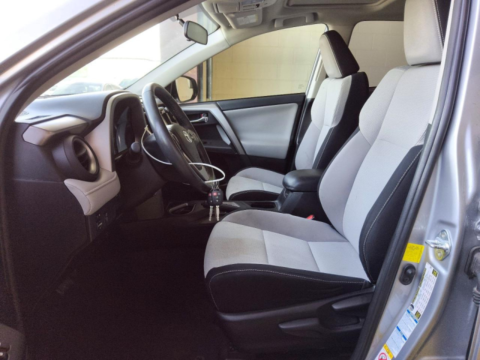 Toyota RAV4 2016 — Copart
