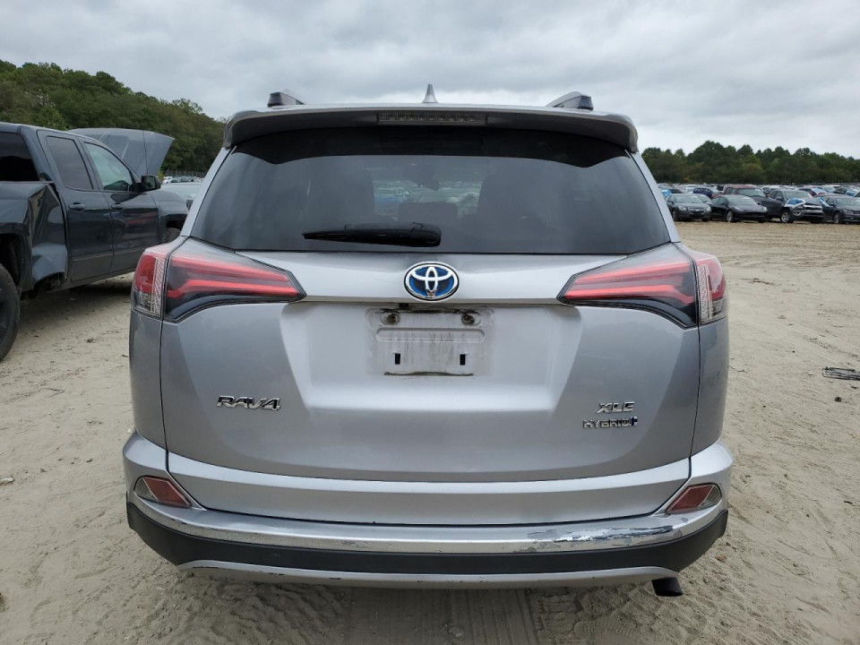 Toyota RAV4 2017 — Copart