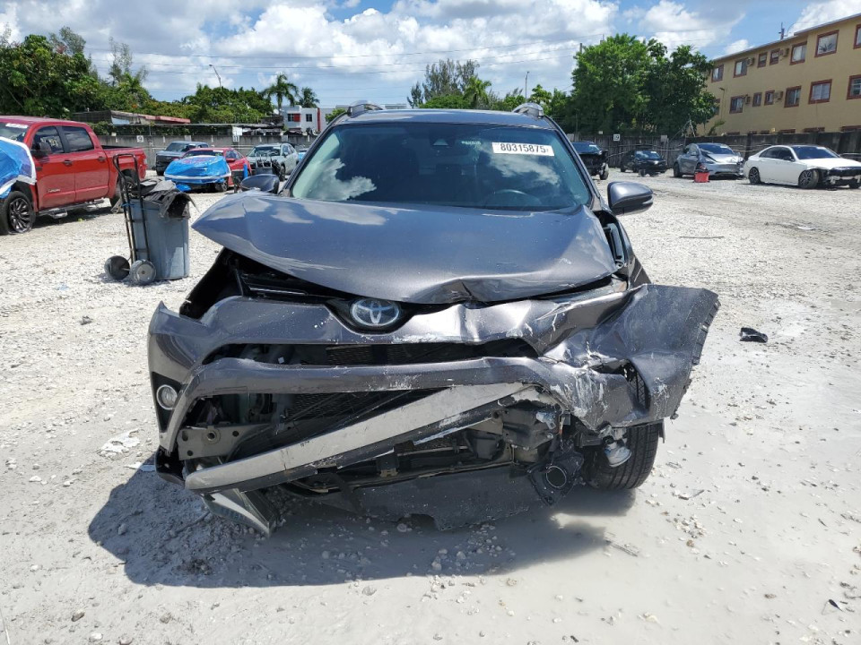 Toyota RAV4 2017 — Copart