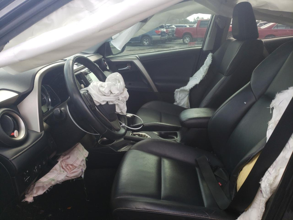 Toyota RAV4 2015 — Copart
