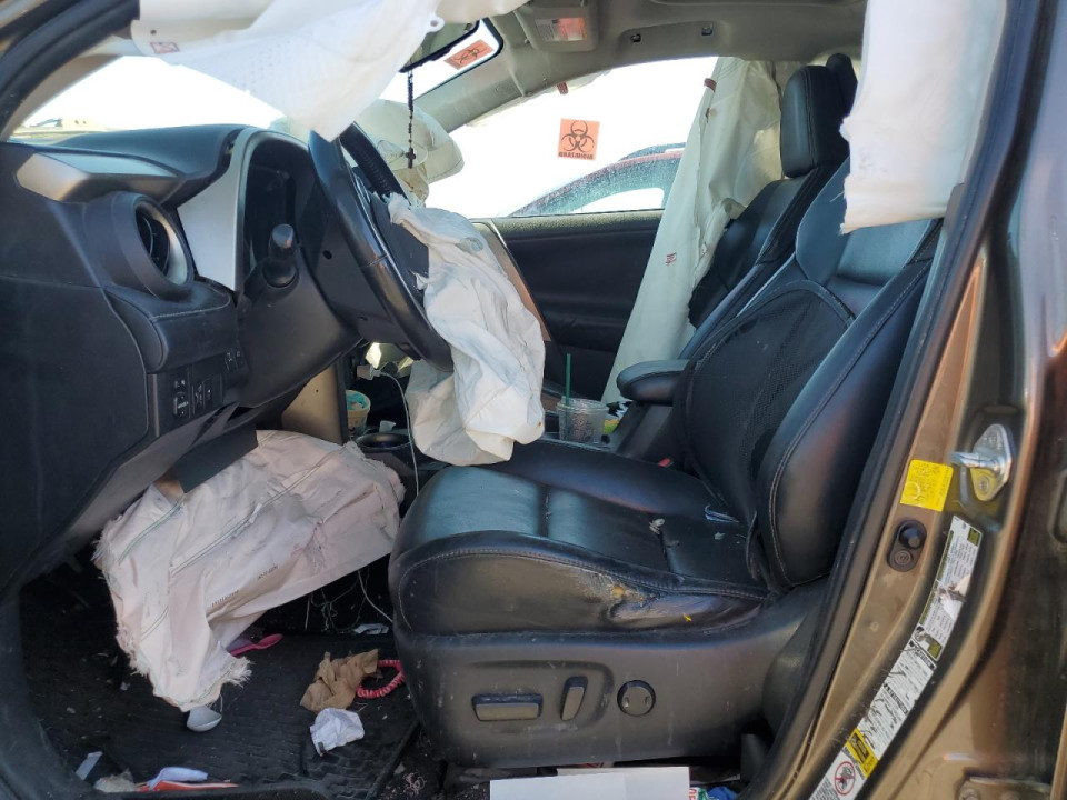 Toyota RAV4 2013 — Copart