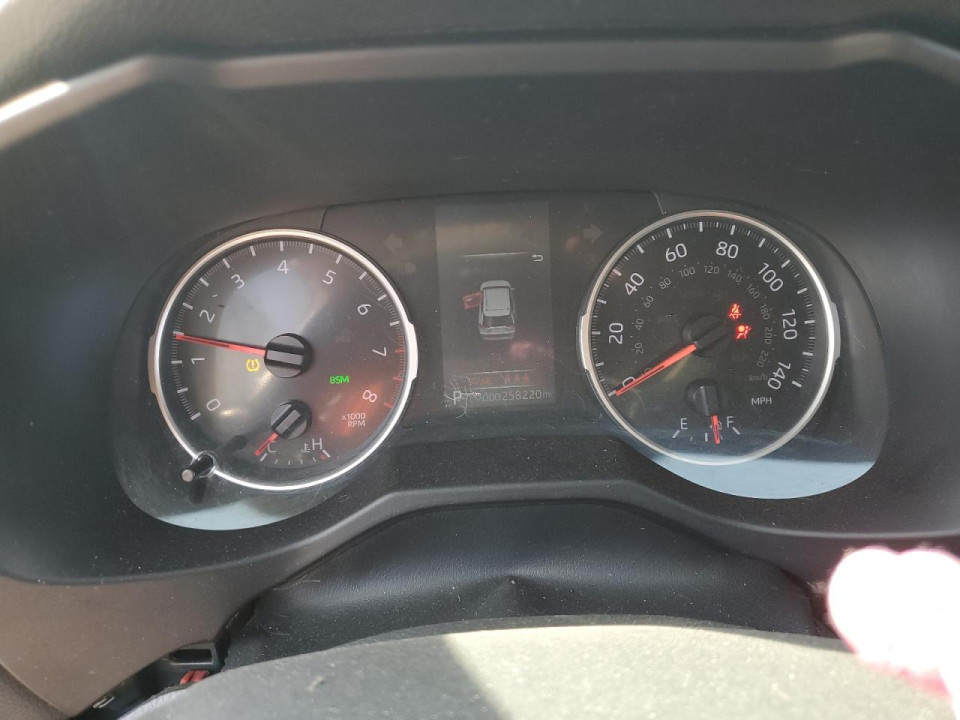 Toyota RAV4 2022 — Copart