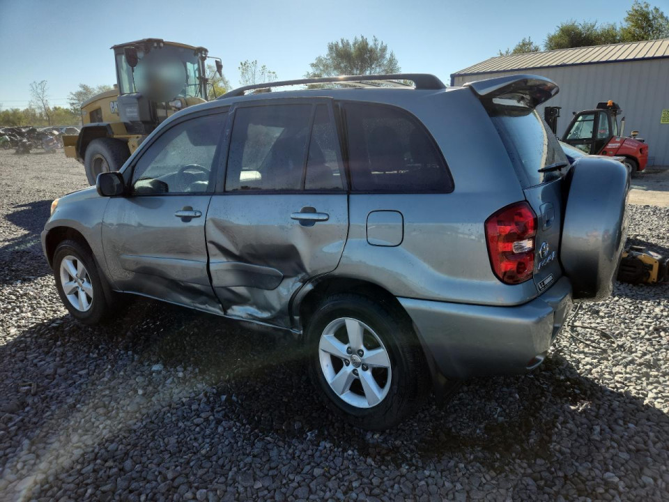 Toyota RAV4 2004 — Copart