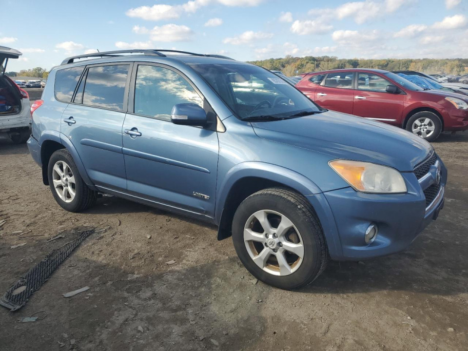 Toyota RAV4 2011 — Copart