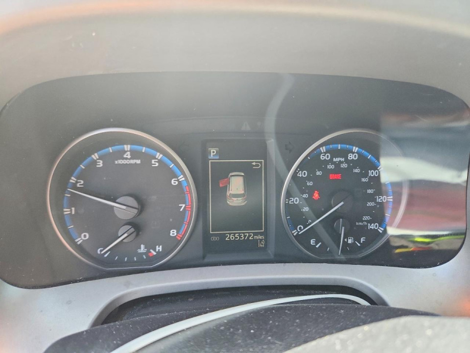 Toyota RAV4 2017 — Copart