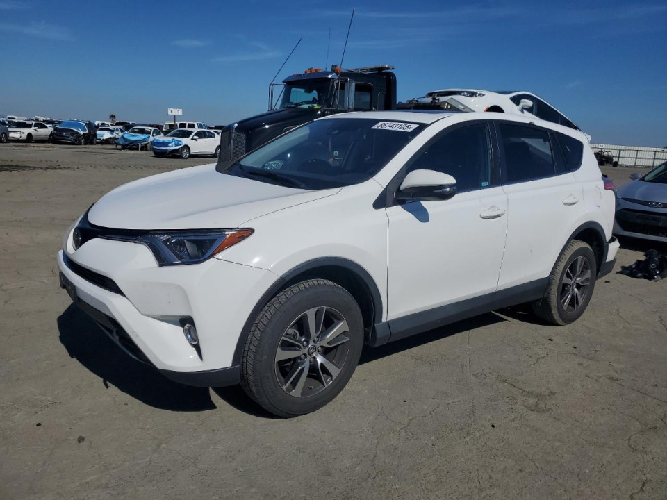 Toyota RAV4 2018 — Copart