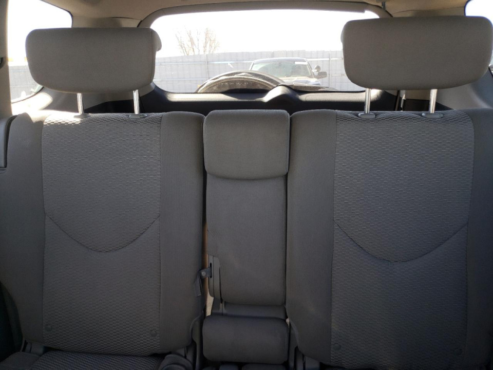 Toyota RAV4 2011 — Copart