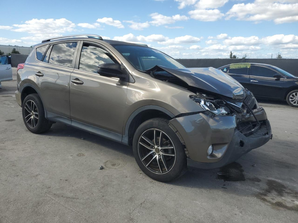 Toyota RAV4 2015 — Copart