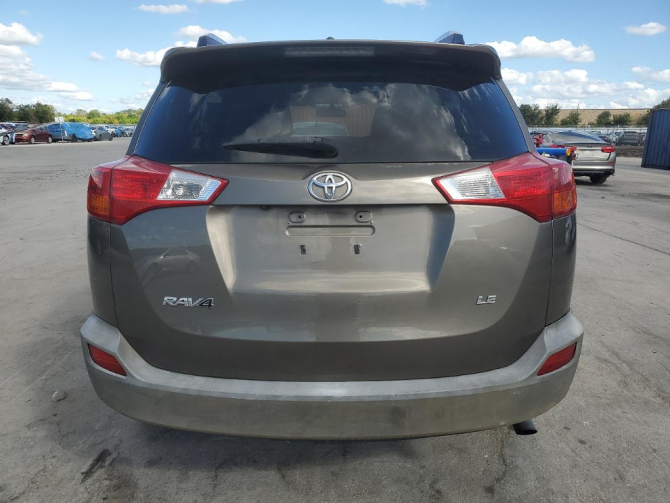 Toyota RAV4 2015 — Copart